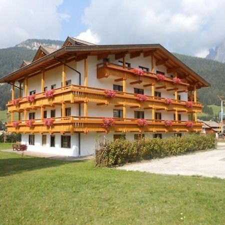 بوتسا دي فاسّا Residence Dolomia المظهر الخارجي الصورة