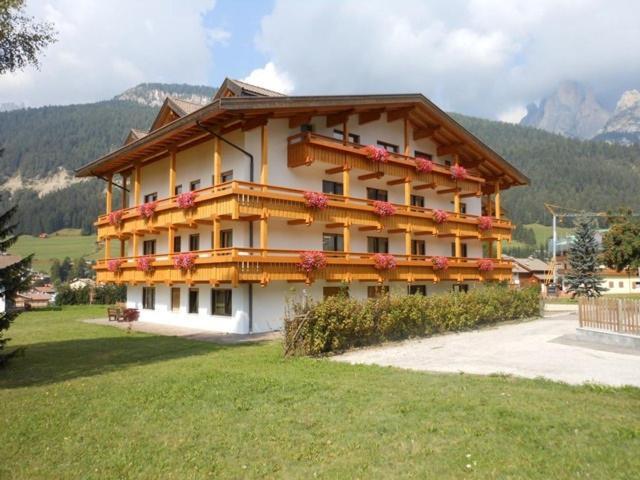 بوتسا دي فاسّا Residence Dolomia المظهر الخارجي الصورة